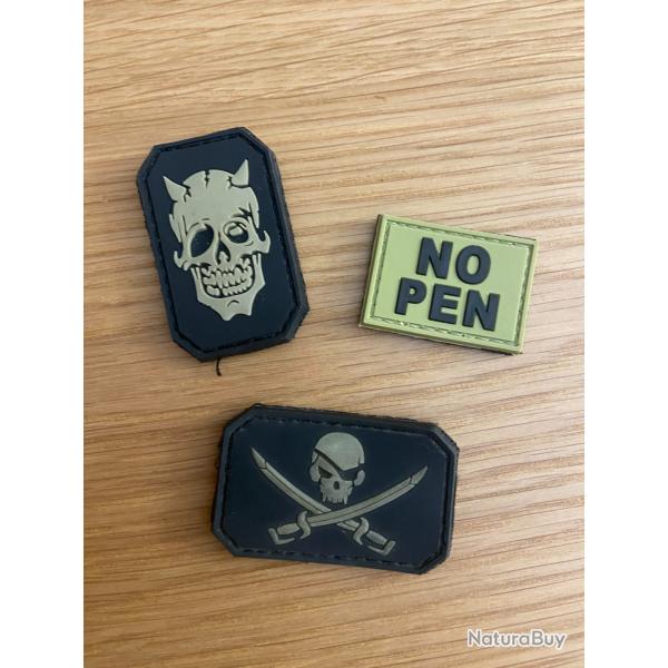 Lot 3 �cussons Tactical Patch No Pen t�te de mort pirate Velcro beige noir PVC
