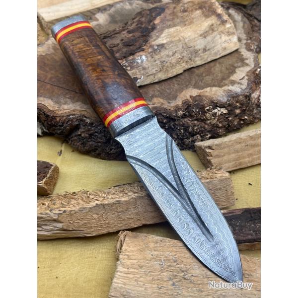 Couteau de chasse, de survie et de bushcraft fait main en Damas avec �tui FTM11