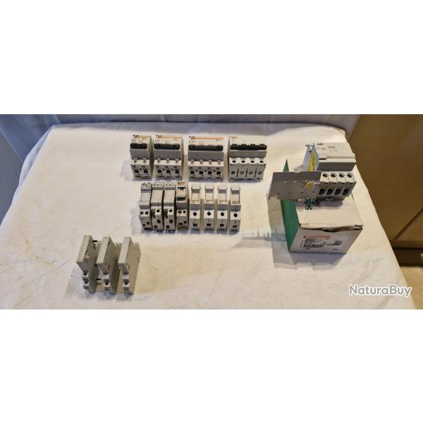 Appareillages lectriques Merlin Gerin (disjonteurs, coupes circuit, bloc dif)