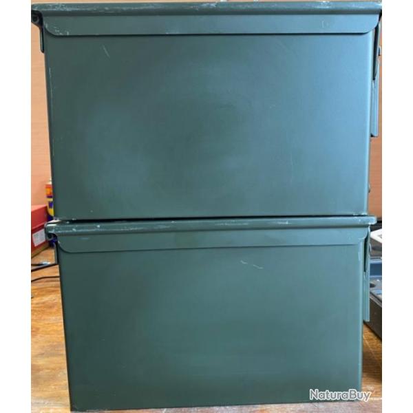 Deux caisses munition m�tal vertes