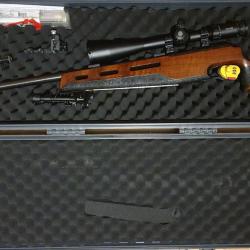 Ensemble Anschutz 1813 Supermatch pr&ecirc;t &agrave; tirer,  bipied, lunette, dioptre, mallette inclus.