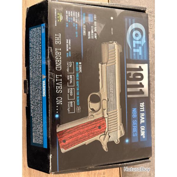Pistolet CO2  COLT 1911 RAIL GUN NBB SERIES + 3000 Billes (environ) 6mm plastique