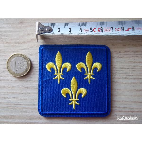 Blason patch �cusson royaume de France brod� dos Scratch - r�gion Ile de France