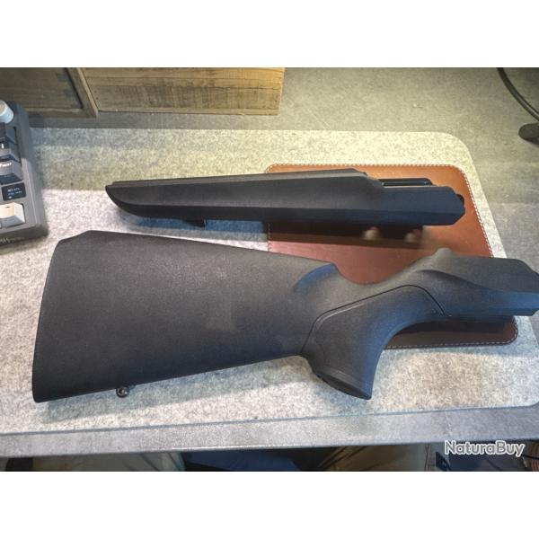 Crosse et devant Beretta BRX1 (Ref102)