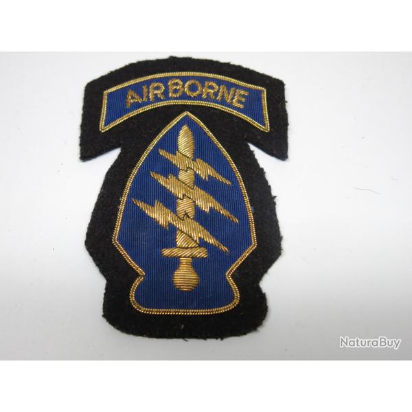 Patch US spciale force Vietnam cannetille or ref 423