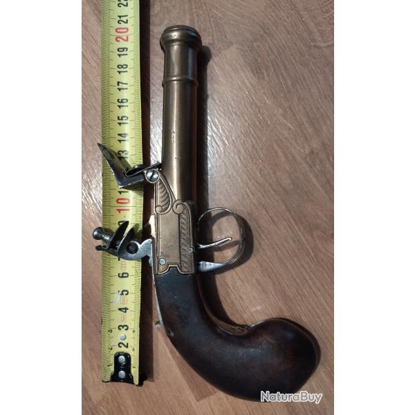 pistolet de marine � silex en bronze