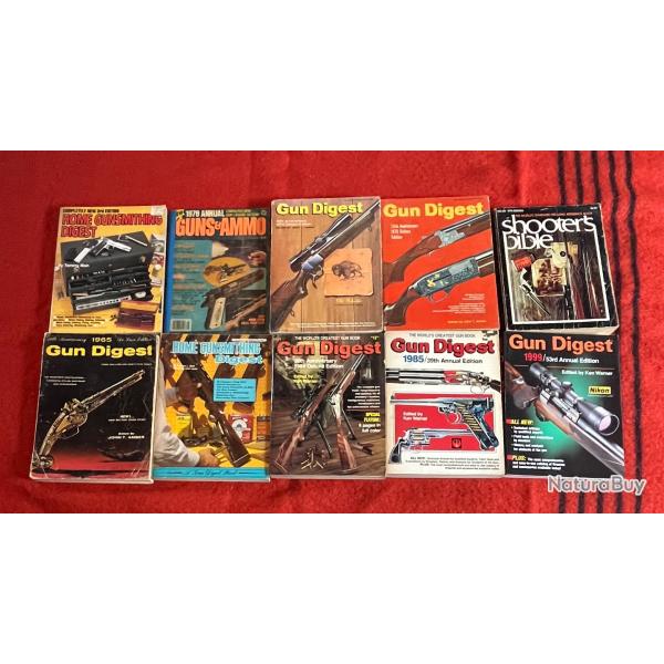 Lot de 10 revues amricaines sur les armes gun Digest, scooters bible, guns and ammo
