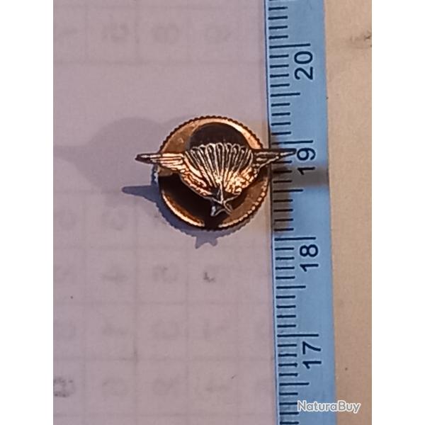 R�duction de boutonni�re pour brevet parachutiste