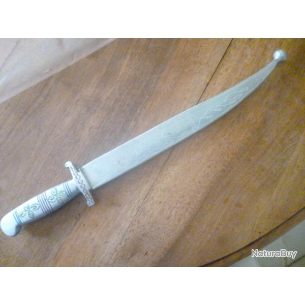 Dague , couteau du B�nin 1 , manche et fourreau en aluminium , lame en acier