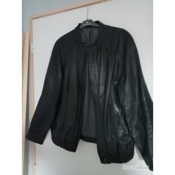 blouson taille XL tr�s peu servi