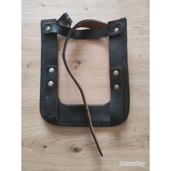 ETUI POUR PELLE ALLEMANDE DE LA NVA