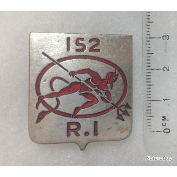 FRANCE INFANTERIE Insigne 152� R.I. R�giment d?Infanterie ?Drago 477