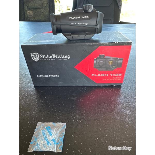 Point rouge Nikko stirling flash 1x25