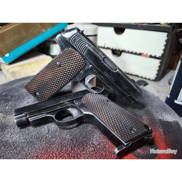 replique de RUBY avec marquages, monobloc