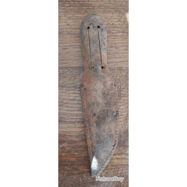 Couteau � lame fixe