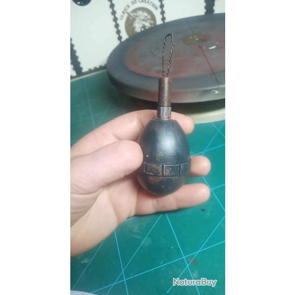 replique de grenade oeuf mle 17 demontable