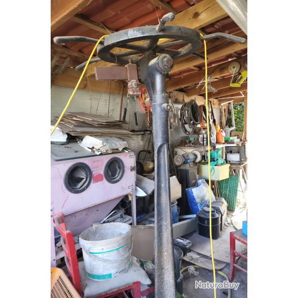 Vends outil de dressage de canon appel� balancier.