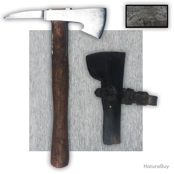 RARE & MASSIVE HACHE DE SAPEUR POMPIER OU DE GARDE CHASSE AVEC BAUDRIER XX ORIGINAL