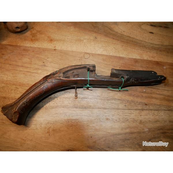 Crosse de pistolet � silex p�riode Louis XIV / XV