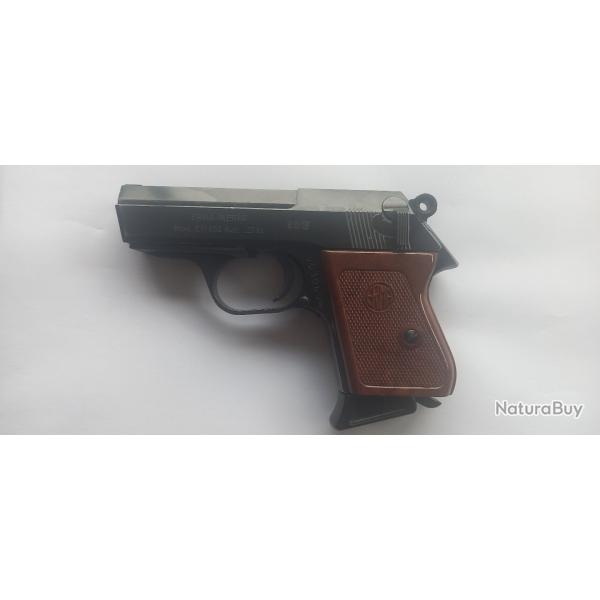pistolet ERMA EP652 22 lr