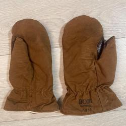 une paire de gants allemand premi&egrave;re guerre mondiale