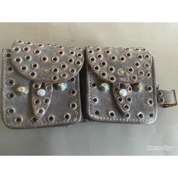 une cartouchi�re militaire de la guerre  39 / 45  artisanat de tranch�e