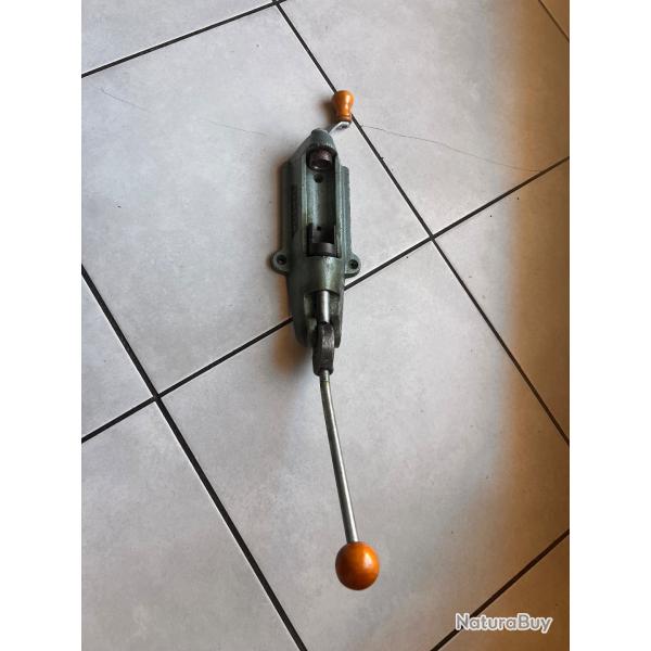 Sertisseur Samson calibre 16