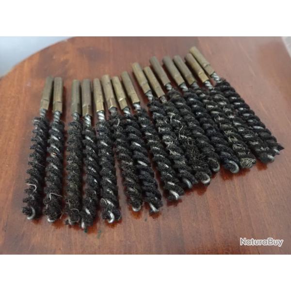 Lot de 2 brosses, couvillons occasions pour canon FASS 90, AR15, en 5,56 mm ou calibres voisins