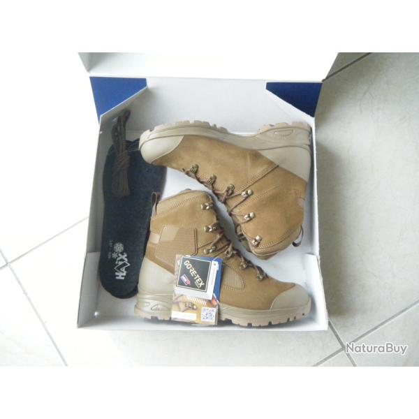 chaussure de combat zone temp�r�e HAIX