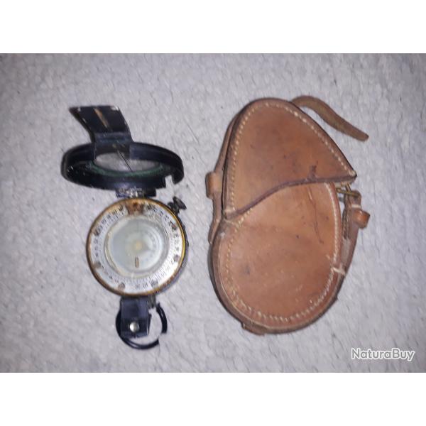 Bousolle compas Officier navigation fabriquant T.G London MK III 1942 collection nautic