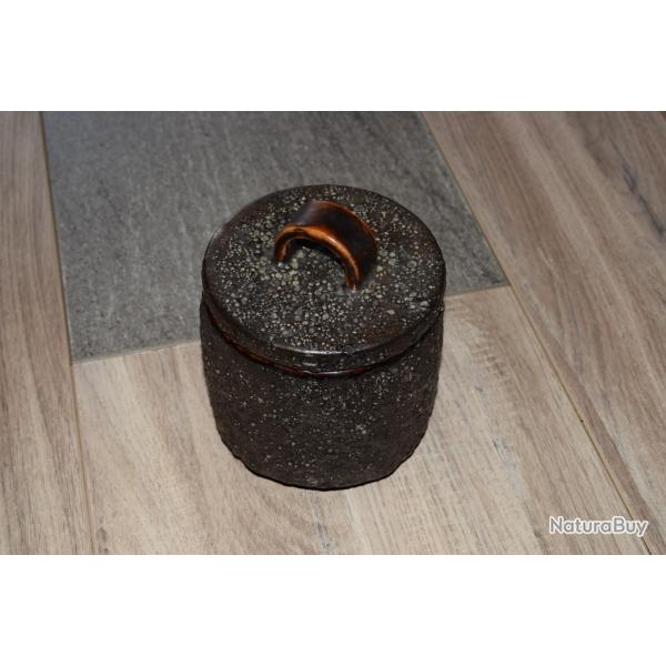 Pot Couvert � Tabac Giraud Vallauris