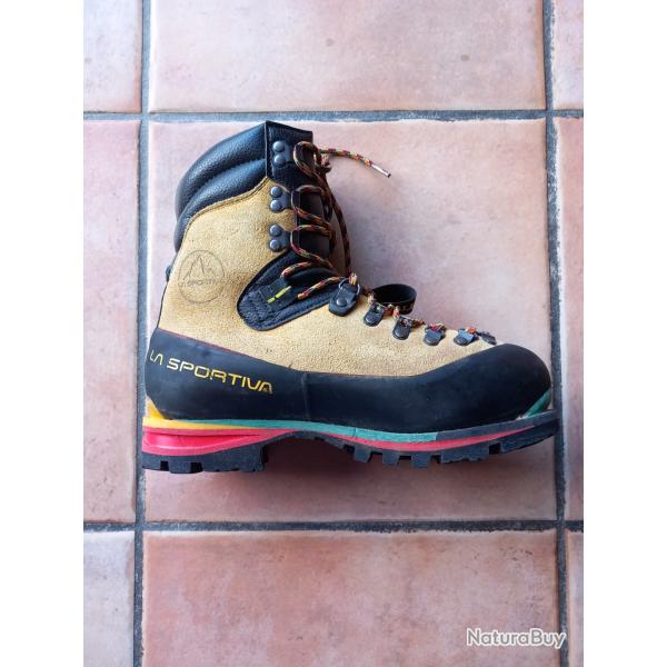 chaussure montagne grande randonnee la sportiva