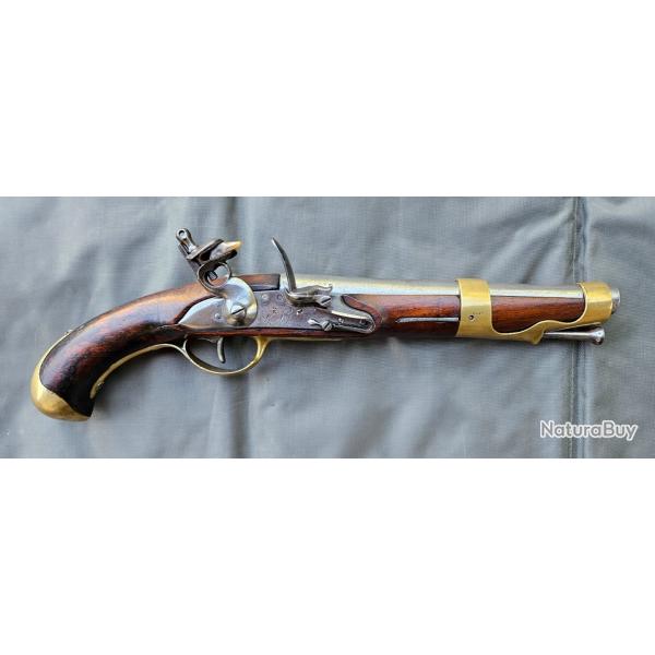 Pistolet r�glementaires mod�les 1763-1766 fabrication 1775.