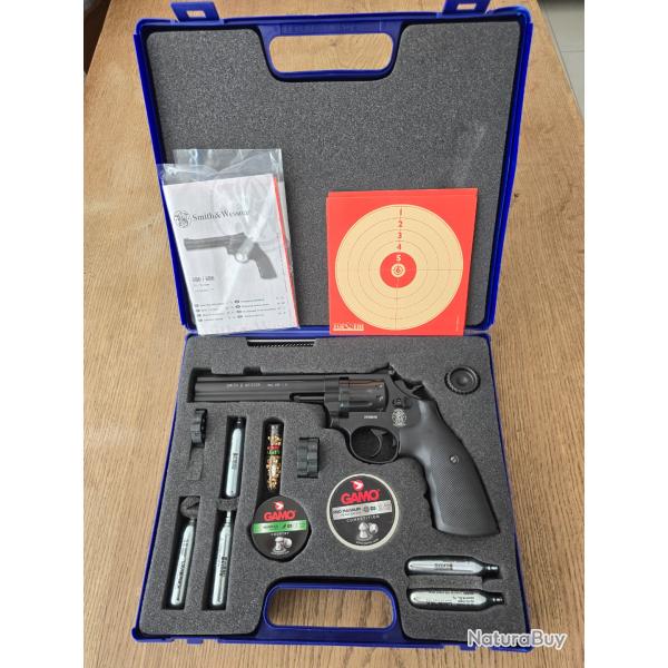 Revolver CO2 Smith & Wesson noir mat modle 686 6 cal. 4.5 mm