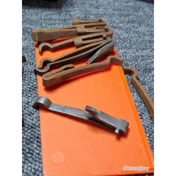 Lot Ressorts � Platine (9 pi�ces) (r�f int B7)