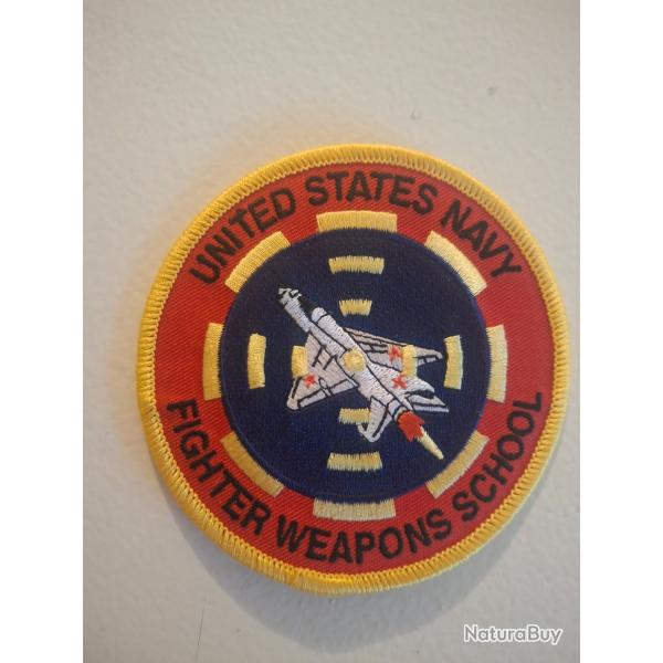 Patch united state navy fighter weapons school . Sans scratch