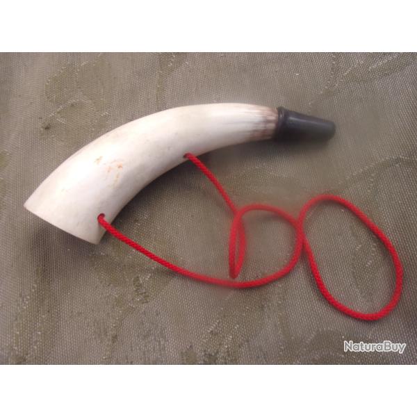 corne d'appel en corne naturelle 20 cm