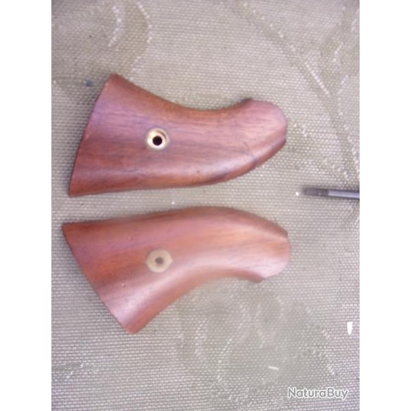 plaquettes de Uberti modle 1858