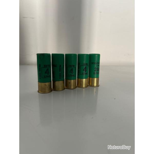 Cartouche acier 12/70 en 4 3,25mm marque solognac il a 40 cartouche