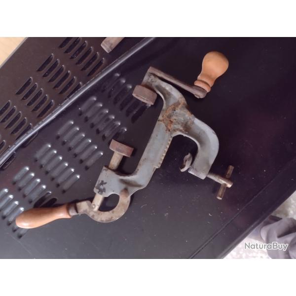 SERTISSEUR CARTOUCHE CALIBRE 16