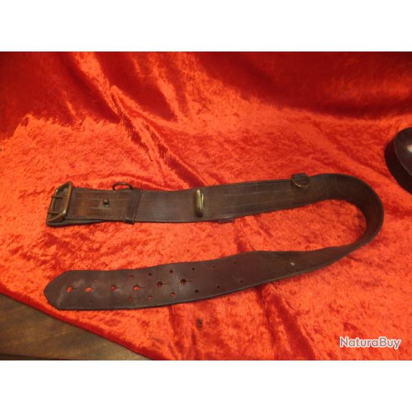 Ceinturon d'officier fran�ais premi�re guerre. ww1 / ww2