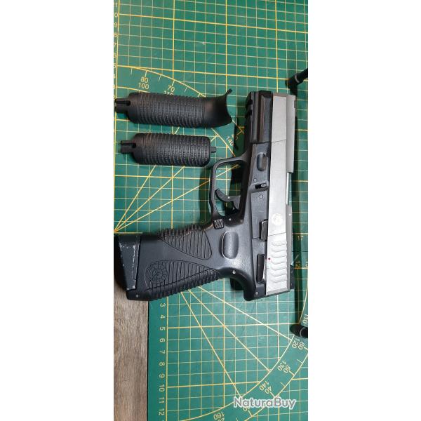 TAURUS PT24/7 Cybergun CO2 Blowback Silver.