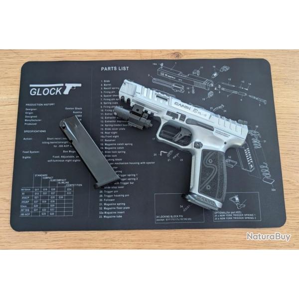 TAPIS ANTI-DERAPANT GLOCK POUR LE NETTOYAGE DE VOS ARMES