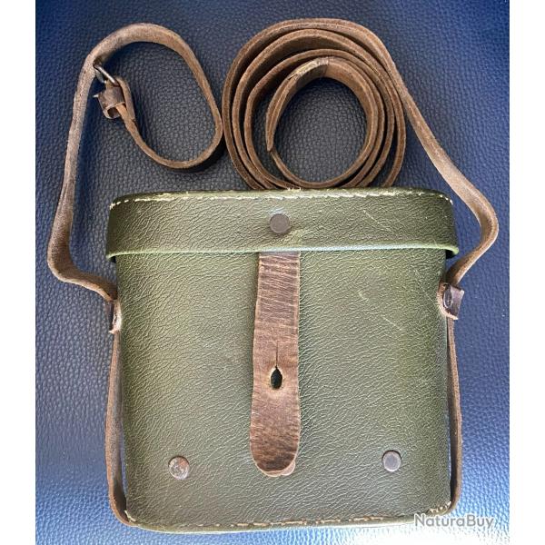 Etui jumelles militaires post War avec sangle. Equipement Allemand DDR ou autre il me semble
