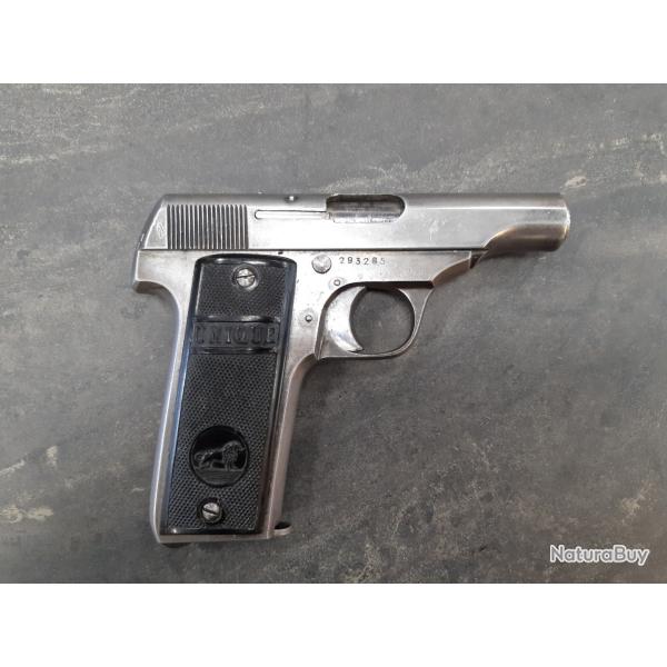 Rare pistolet UNIQUE  modle 20 en 7,65 Browning 9 coups