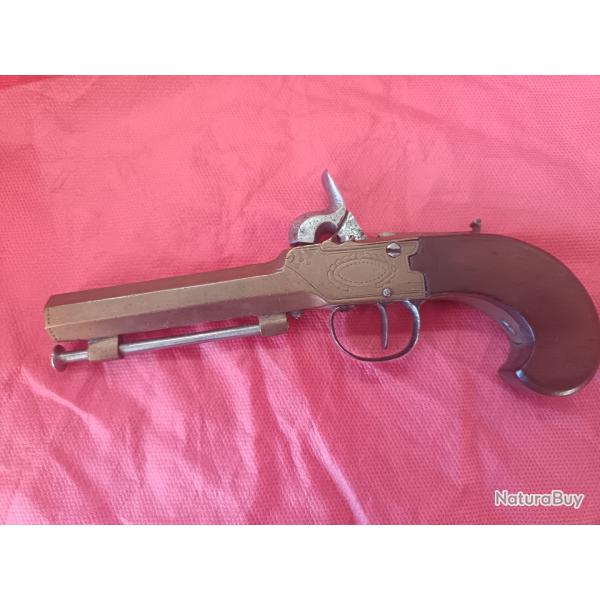 PISTOLET A PERCUSSION BRONZE