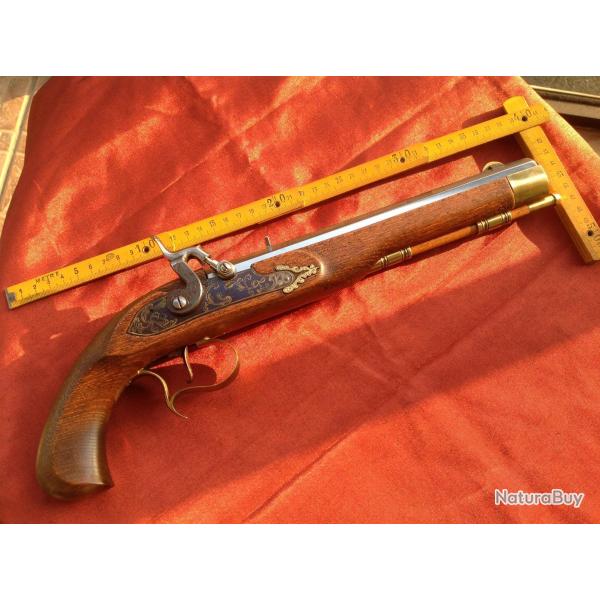Pistolet "Kentucky" � percussion en cal 45.