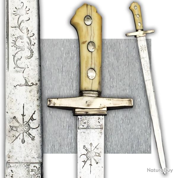 RARISSIME & SUPERBE SABRE COURT DE CHASSE FRANCAIS LAME GRAV�E XVIII ORIGINAL