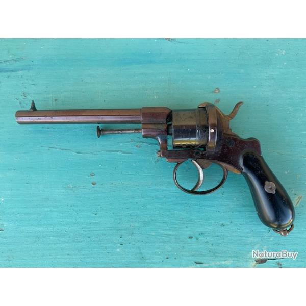 Revolver  broches Lige, bronzage d'origine