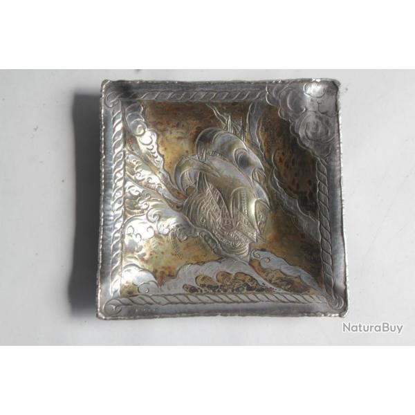 Coupelle dinanderie LOYS Lucha Art d�co